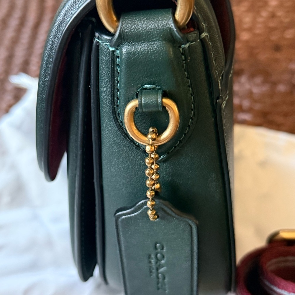 COACH Glovetanned Leather Beat Saddle Bag -Green - Picture 3 of 8